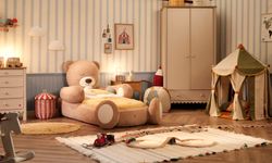 Çilek’ten Kendi Yatağına Geçiş Sürecini Destekleyen Yeni Uyku Arkadaşı: Teddy Ayıcık Karyola