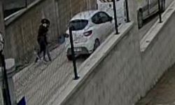 Bursa’da kaza yapan sürücülerin kavgası kameralara yansıdı