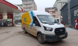 PTT Kargo minibüsünün çarptığı yaşlı kadın yaralandı