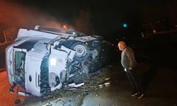 Bursa'da direksiyon hakimiyetini kaybeden tır kanala uçtu