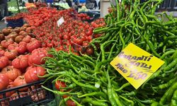 Sivri biberin kilosu 250 liraya çıktı, pazarlarda satışlar düştü