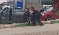 Polis Kovalamacasında Film Gibi Anlar: Şüpheli Aracı Kamyon Şoförü Durdurdu