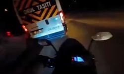 Motosikletli Son Anda Kurtuldu: O Anlar Kamerada