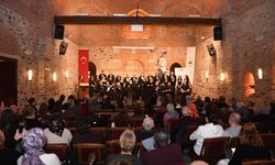 Osmangazi Belediyesi’nden Sevgililer Günü’ne özel konser: sevgi notaları büyüledi