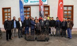 Bursa’da kırsal kalkınma hamlesi: Üreticilere aspir tohumu ve fidan desteği