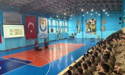 Jandarma’dan gençlere narkotik bilgilendirmesi