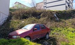 İnegöl’de otomobil şarampole uçtu