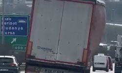 Bursa'da tır yan şekilde ilerledi