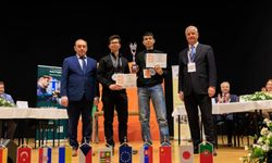 Bursa Erkek Lisesi Türkiye’nin Gururu Oldu! Başarılarıyla Adından Söz Ettirdi