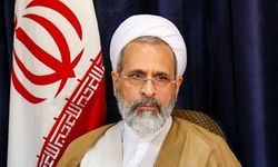 İran’da Hamaney’in yerine Ayetullah Ali Rıza Arafi atandı