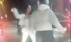 Bursa’da trafikte motosikletliye kadın sürücüden tekme ve tokatlı saldırı