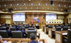 Büyükşehir'in başkanvekili 61 oyla Şahin Biba oldu