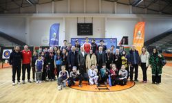 Spor festivalinde öğrenciler okçular yarıştı