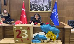 Bursa’da 23 Nisan Coşkusu: Çocuklar Başkanlık ve Meclis Koltuklarını Devraldı