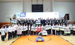 İnegöl’ün mucitleri robotlarını yarıştırdı