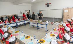 Zeytin kültürü minik şeflerle geleceğe taşınıyor