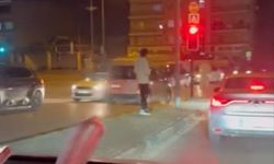 Bursa'da ters şeride giren hafif ticari araç trafiği tehlikeye attı