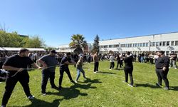 Geleneksel tomurcuk şenliğinde öğrenciler doyasıya eğlendi