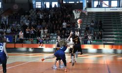 İnegöl Belediyespor U12 Kız Basketbol Takımı Bursa üçüncüsü oldu
