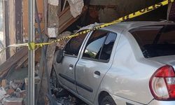 Bursa'da park halindeki araç kendi kendine hareket etti