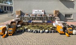 Bursa’da kaçakçılık operasyonu: 3,2 milyon liralık kaçak tütün ve sigara ele geçirildi