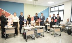 Yenişehir'de üniversite adaylarına 3 bin kitap desteği