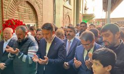 Bursa’da 13 yaşındaki güreşçi Yusuf Taha Turp gözyaşları içinde son yolculuğuna uğurlandı