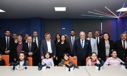 Nilüfer Belediyesi dijital deneyim merkezi açıldı