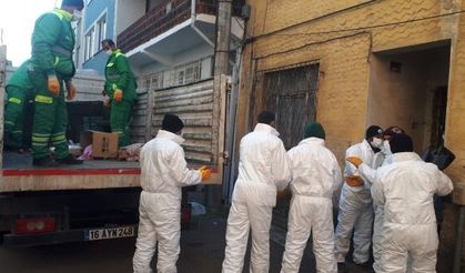 OSMANGAZİ'DE ÇOP EV TEMİZLENDİ MAHALLELİ NEFES ALDI
