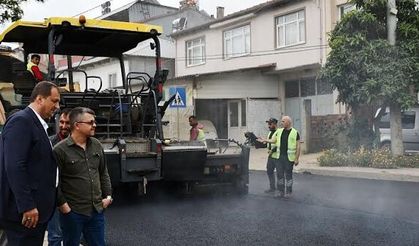 İZNİK'İN 39 MAHALLESİNDE YOL SEFERBERLİĞİ