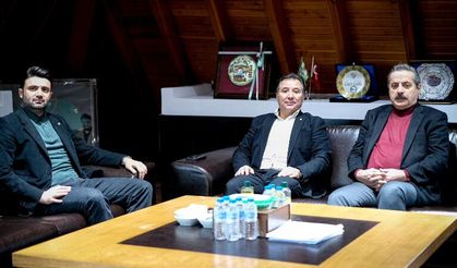 Bursaspor'un eski başkanı Mestan alacaklarını sildi