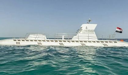 44 turist taşıyan denizaltı battı