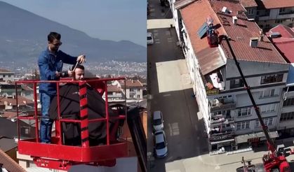 Bursa manzarasına karşı görülmemiş traş