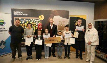 Bursa’da Nöbetçi Kitaphane’lerin en’leri ödüllerine kavuştu