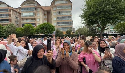 Bursa'da bin 100 öğrenciden anneleri ağlatan sürpriz