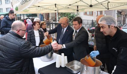 Başkan Aydın’ın cuma durağı Muradiye Mahallesi oldu