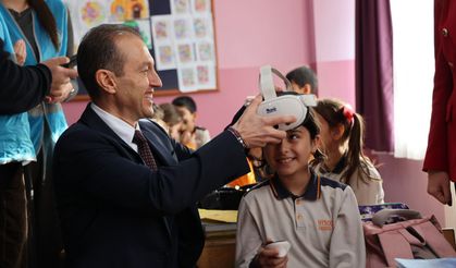 Bursa'da öğrenciler enerjiyi sanal gerçeklikle öğreniyor