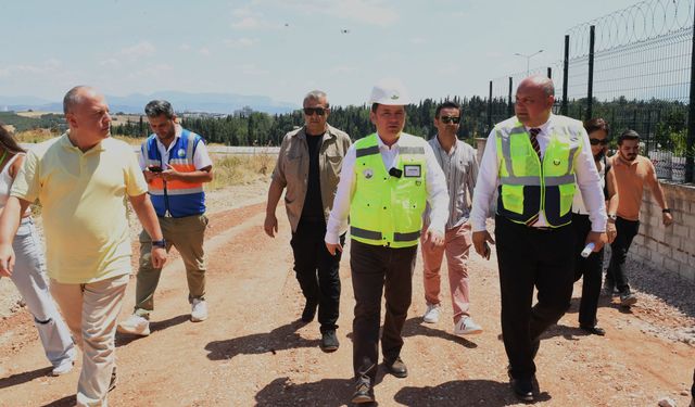 OSMANGAZİ'DE SEÇİM SONRASI ASFALT ÇALIŞMALARI HIZ KAZANDI