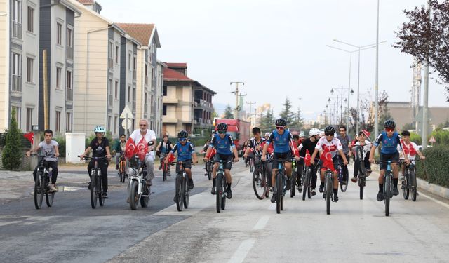 İNEGÖL'DE ZAFERDEN KURTULUŞA PEDAL BASILDI