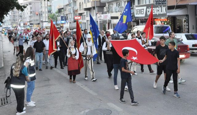 MUSTAFAKEMALPAŞA RUMELİ HALK OYUNLARI VE KÜLTÜR DERNEĞİ, KURULUŞUNUN 25. YILDÖNÜMÜNÜ FESTİVAL HAVASINDA KUTLADI.