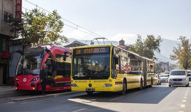 BURSA'DA YARIN ULAŞIM ÜCRETSİZ OLACAK