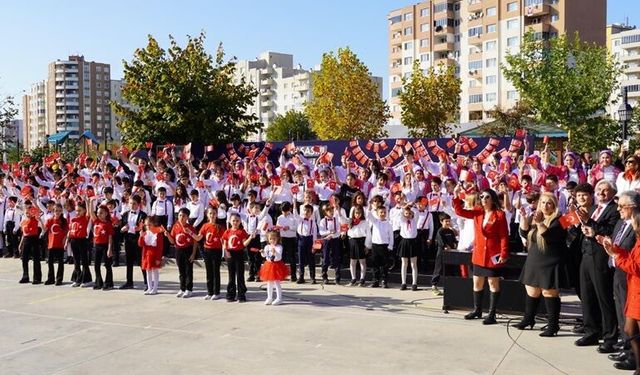 ULUDAĞ KOLEJİ'NDEN 101.YIL COŞKUSU!