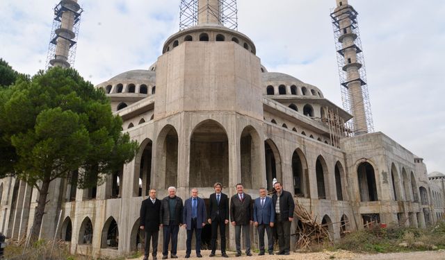 BURSA'DA DEV KÜLLİYE VE CAMİ YÜKSELİYOR