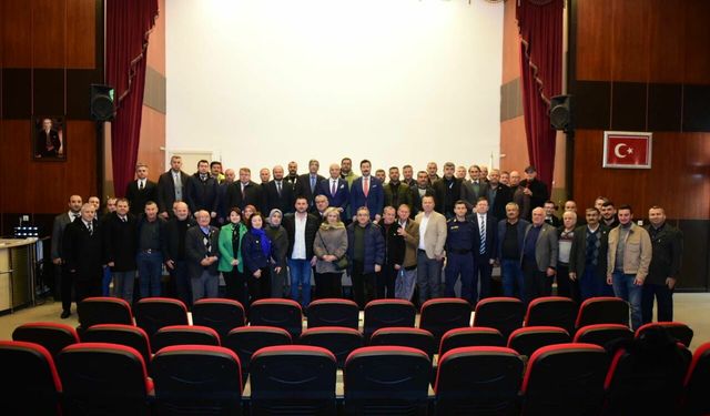 Yenişehir'de muhtarlarla ortak akıl toplantısı