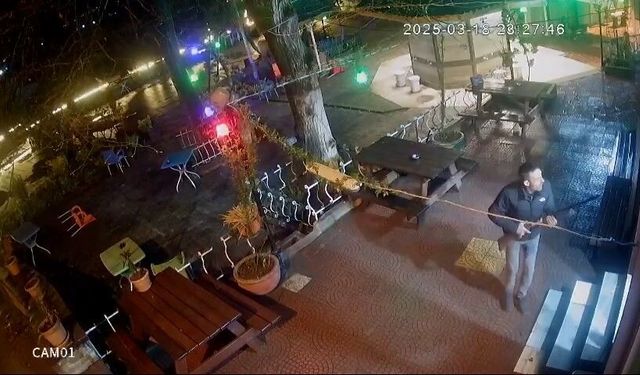 Bursa'da meclis üyesi adayının silahlı saldırıda öldürülmesinin görüntüleri ortaya çıktı