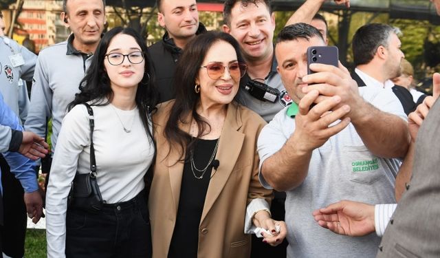 Türkan Şoray'a Osmangazi’de sevgi seli