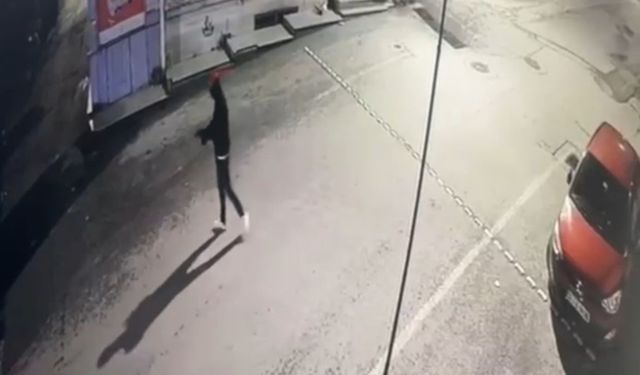 Önce etrafı kolaçan etti sonra iş yerine kurşun yağdırdı
