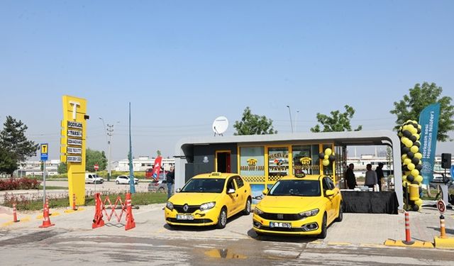 Bursa'nın yeni taksi durağı hizmete açıldı