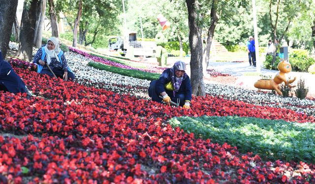 Osmangazi’nin her yeri çiçek kokuyor