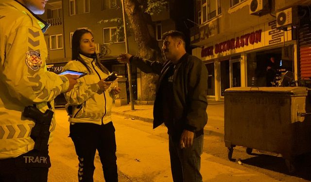 Bursa'da polisin alkollü sürücüyle imtihanı kamerada